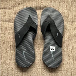New Nike Flip Flops